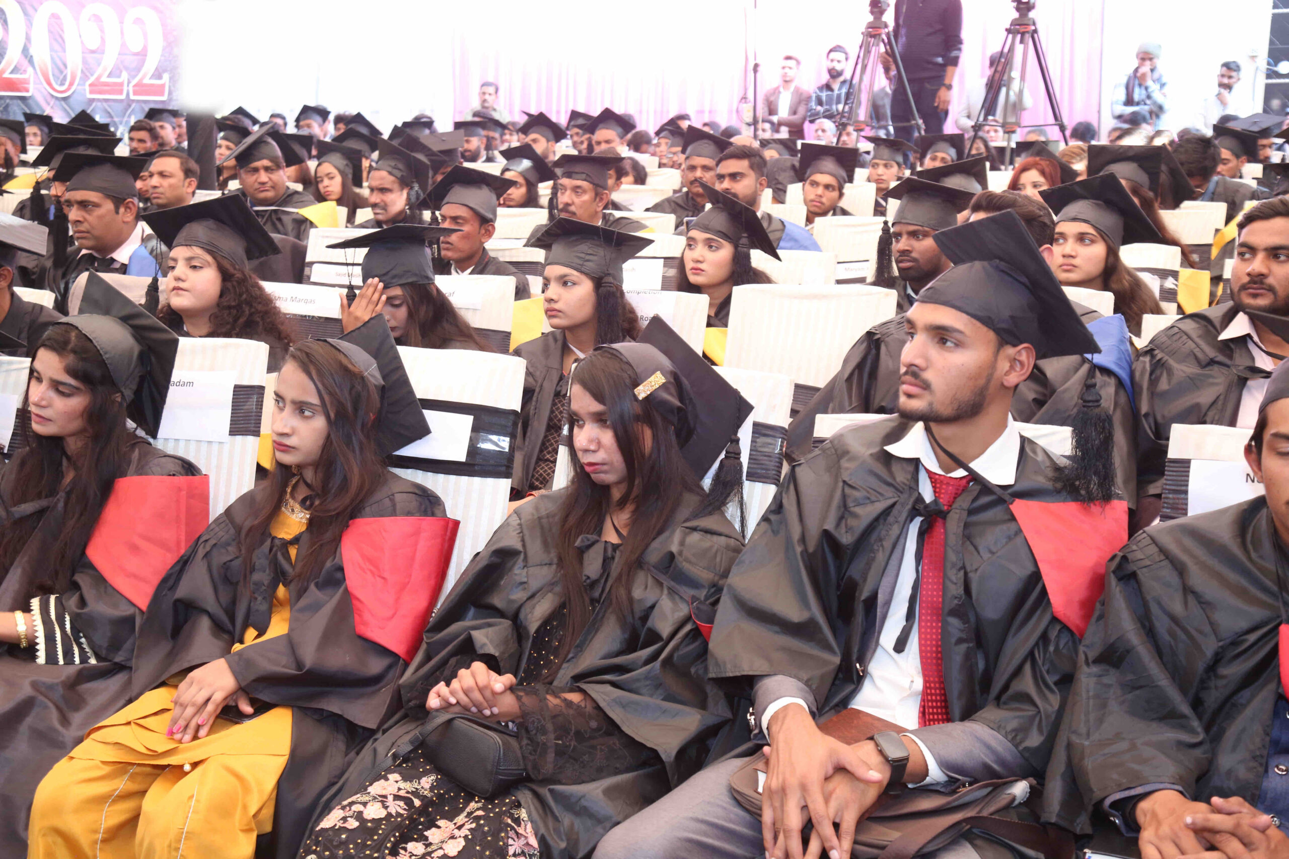 Graduates Commissioned
